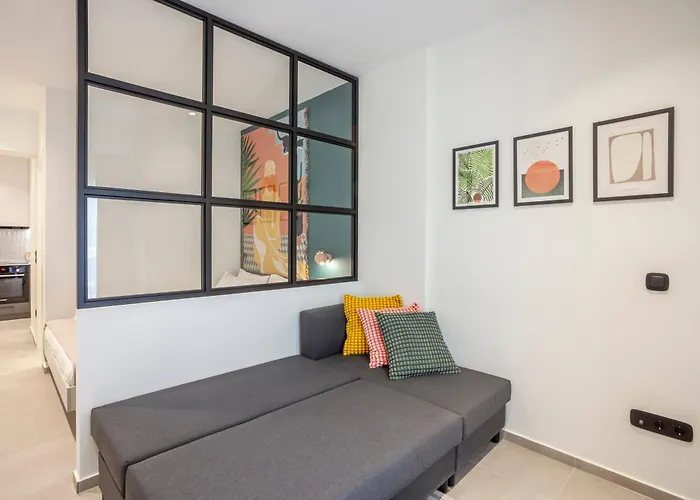Mazi Charilaou 2,1 * Salonicco